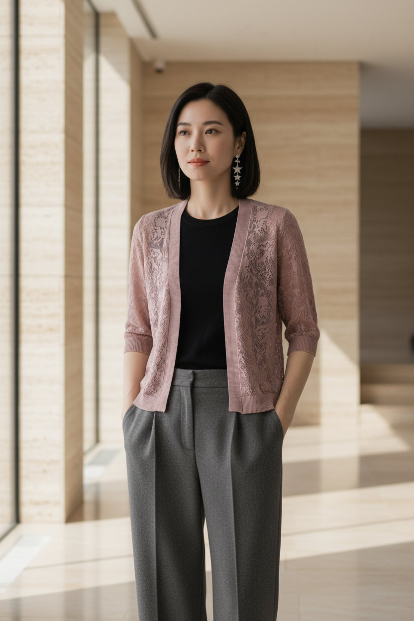 Cropped lace knit cardigan with openwork lace texture and half sleeves in mauve