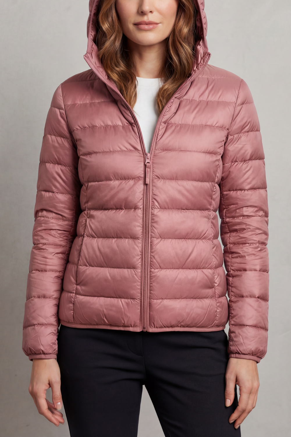 Women’s hooded puffer jacket in dusty pink, full-zip with elastic cuffs