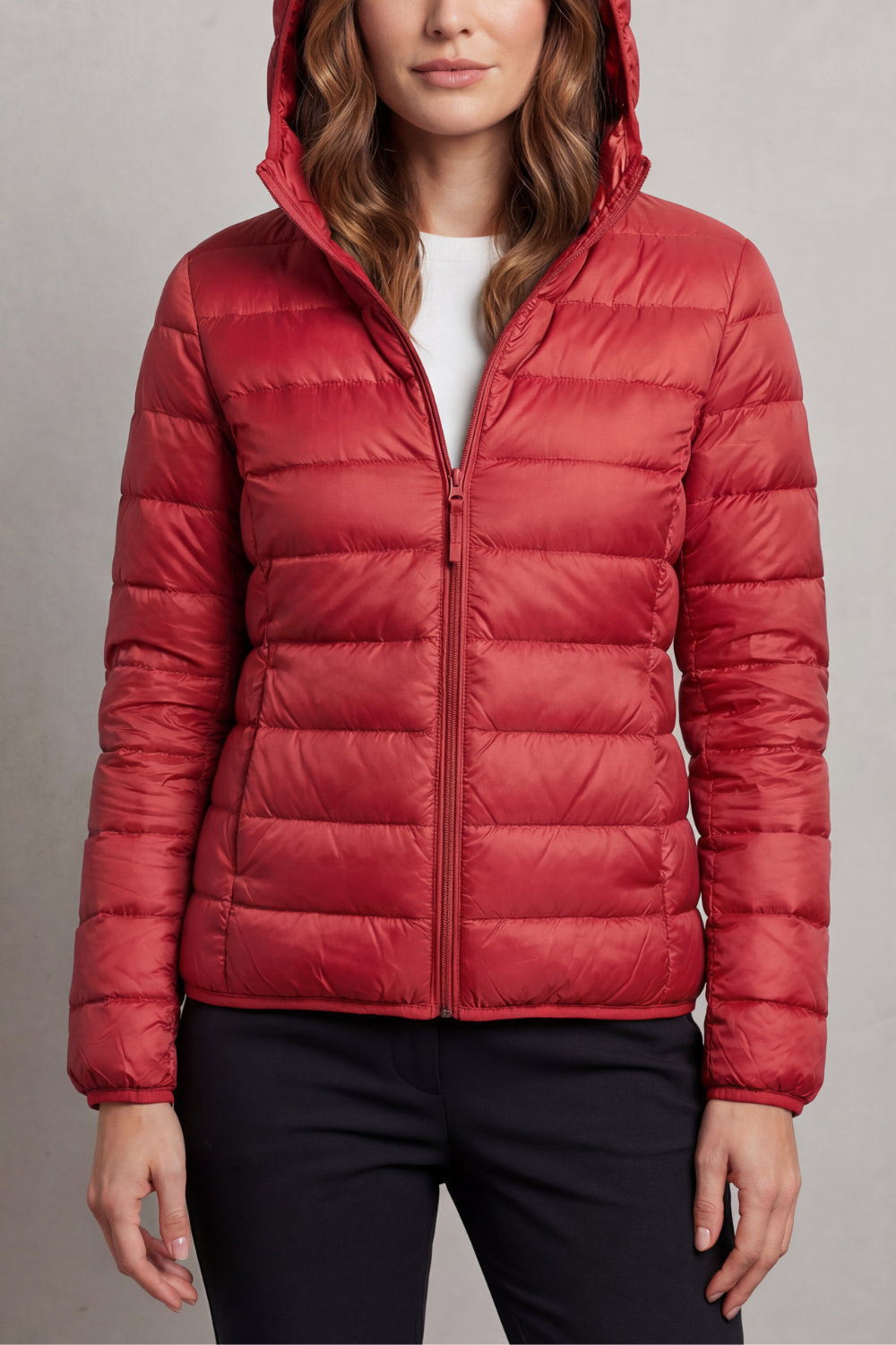 Women’s hooded puffer jacket in deep red, full-zip with elastic cuffs