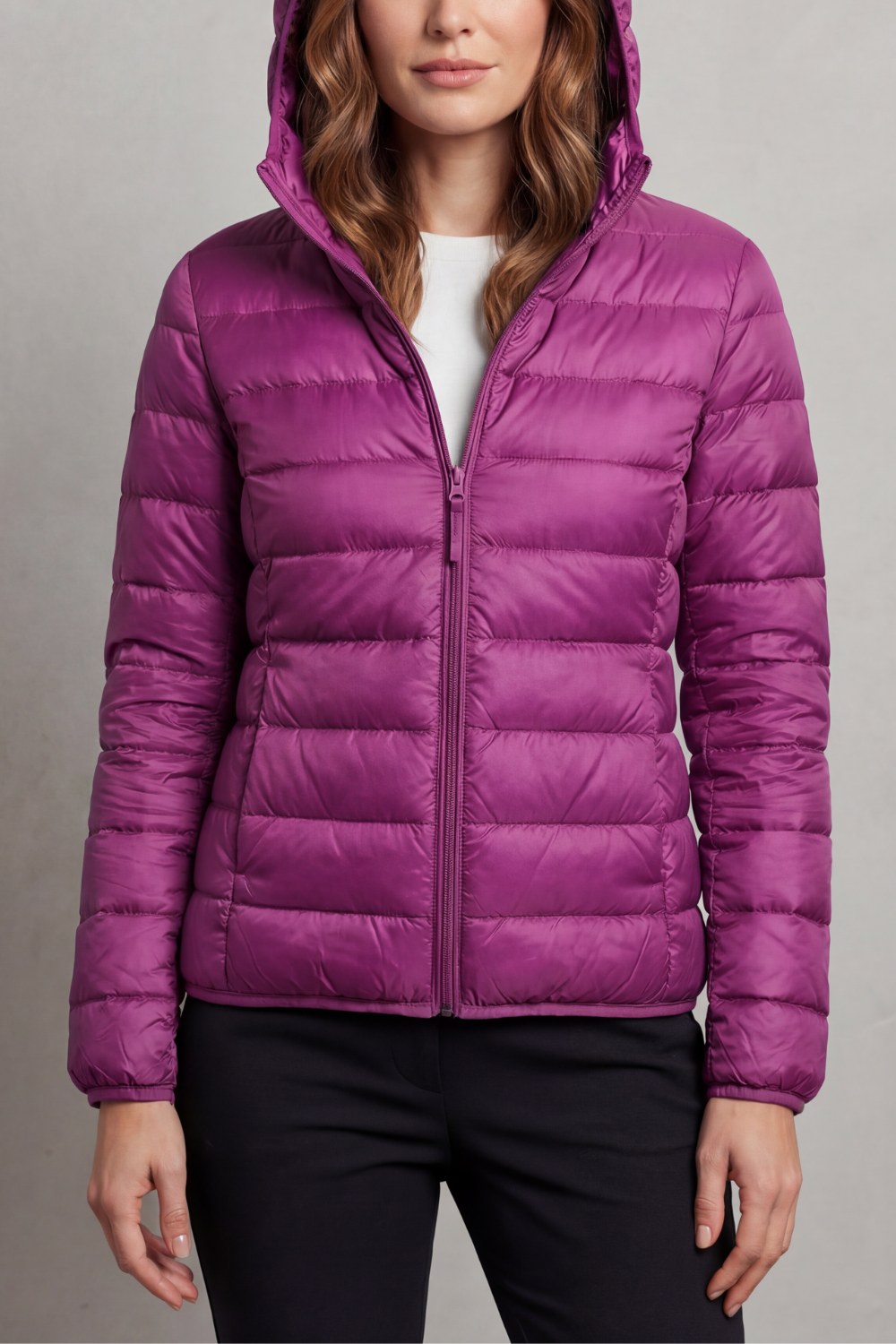 Women’s hooded puffer jacket in purple, full-zip with elastic cuffs