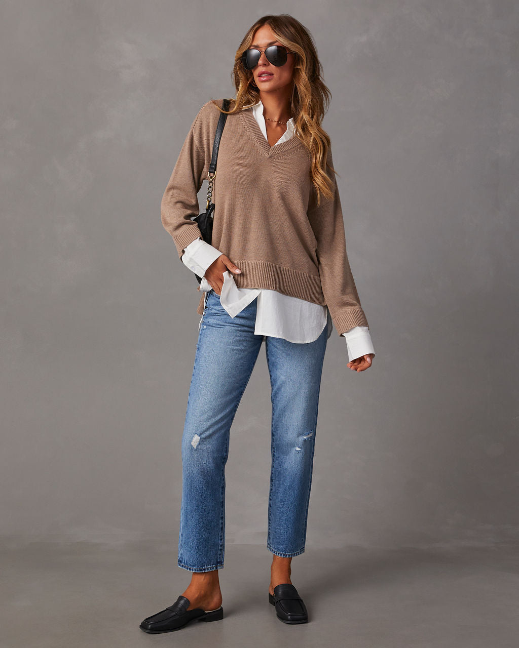 Camel V-neck pullover sweater with white contrast shirt hem and cuffs