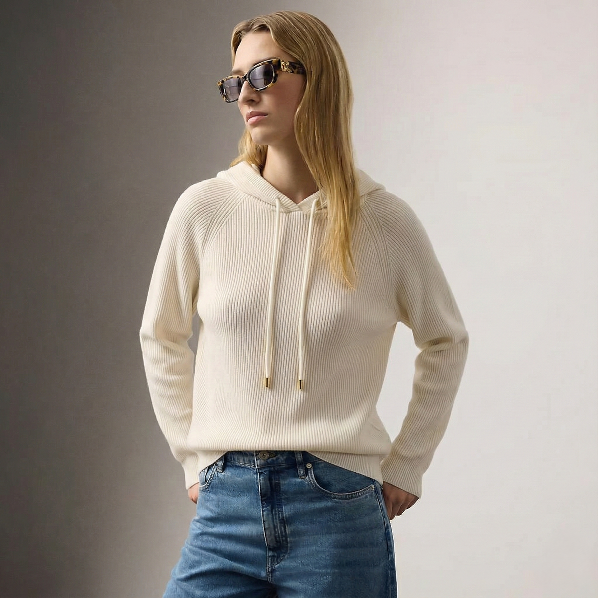Women’s zip-front hoodie with hood, ribbed knit, cream color