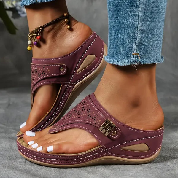 Women's bordeaux cutout wedge sandals with perforated upper and adjustable buckle strap