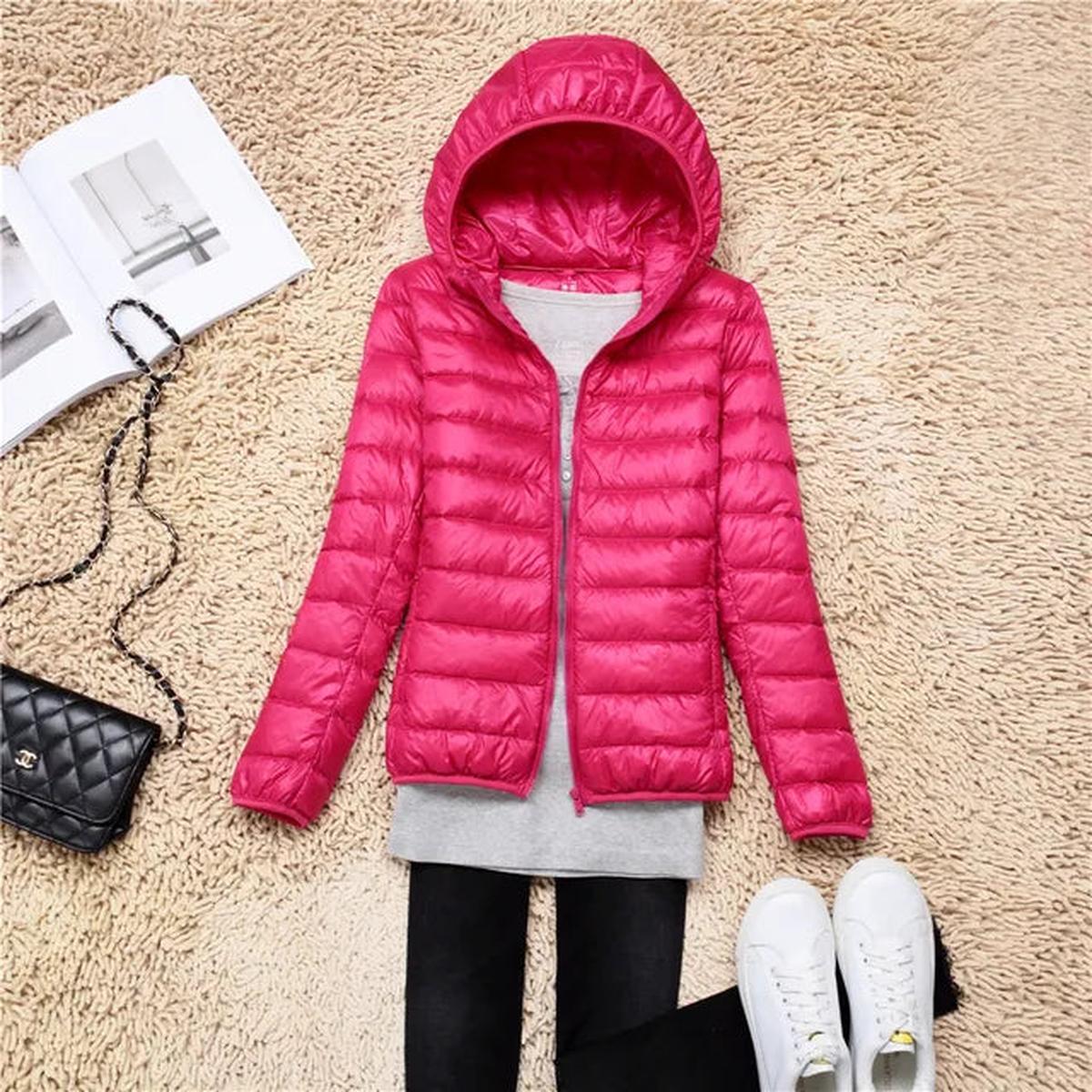 Fuchsia pink ultralight puffer down jacket with hood and front zipper